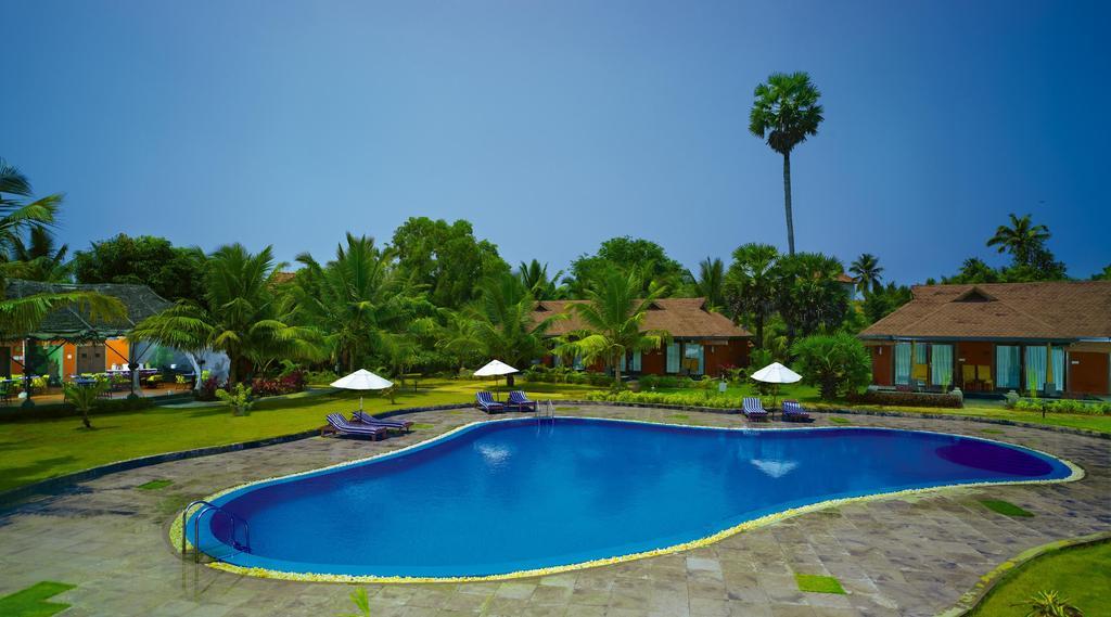 Poovar Island Resort Exterior photo
