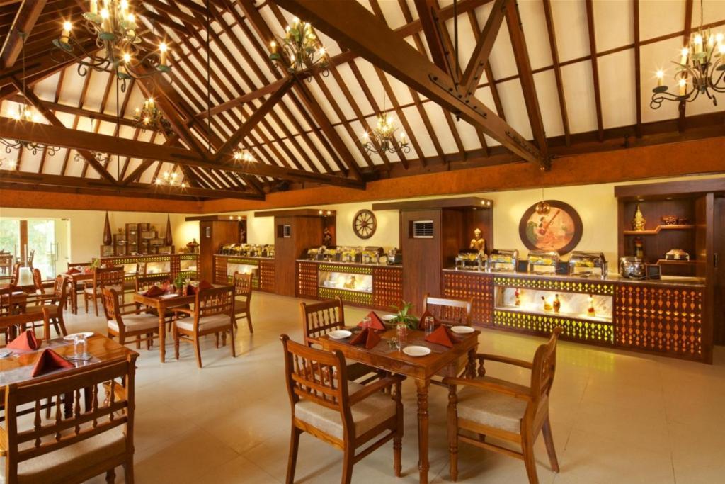 Poovar Island Resort Exterior photo